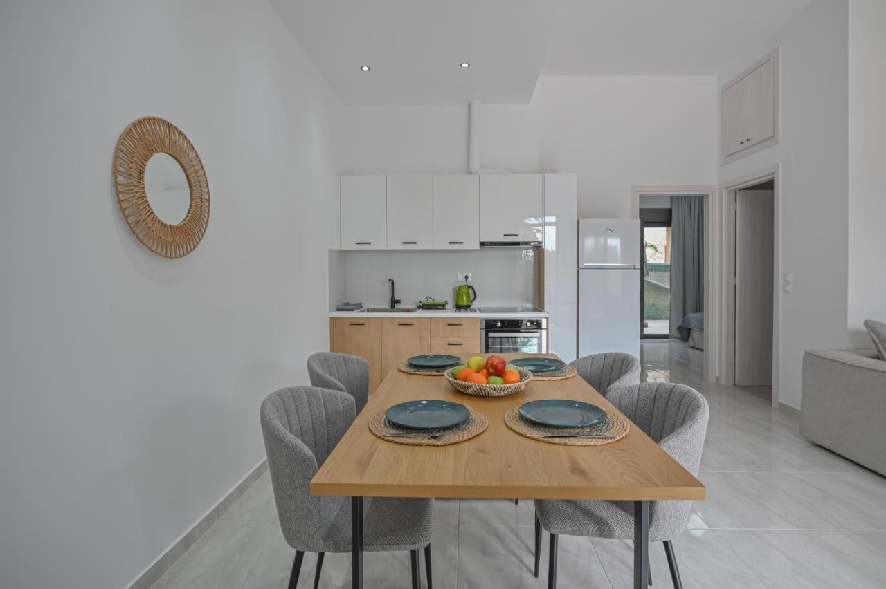 Moka Apartments Chania  Bagian luar foto